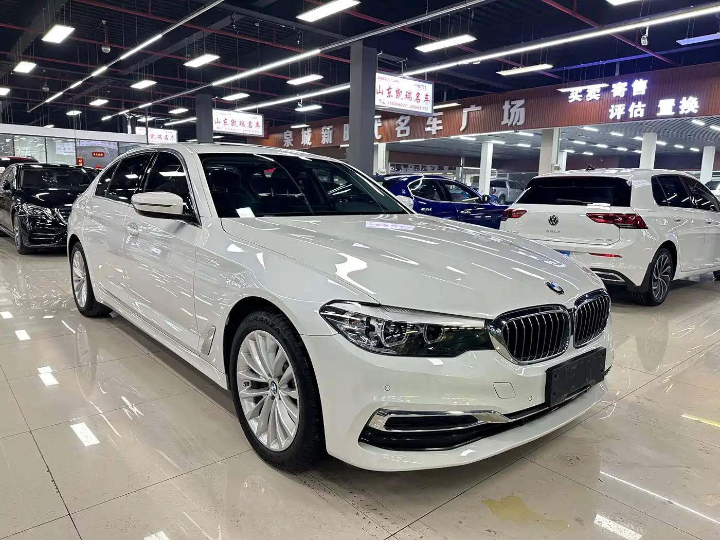 BMW 5 Series 2020 525Li Luxury Package фото 3
