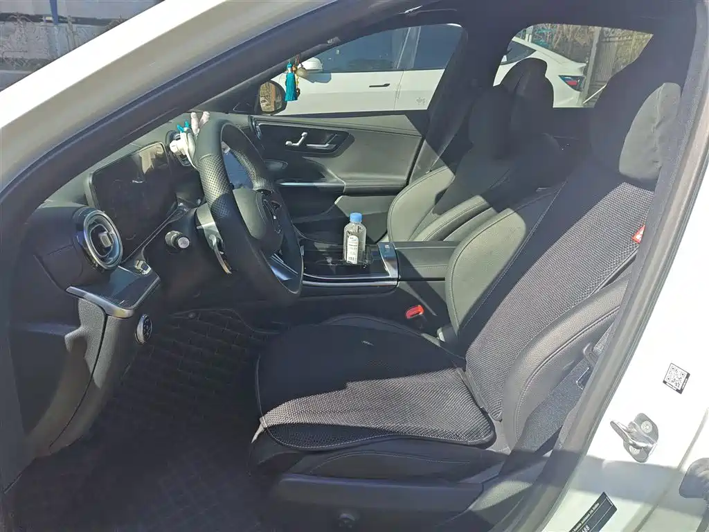 Mercedes-Benz C-Class 2023 Facelift C 260 L Night Sport Edition фото 11