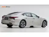 Фото 3 - Lexus LS