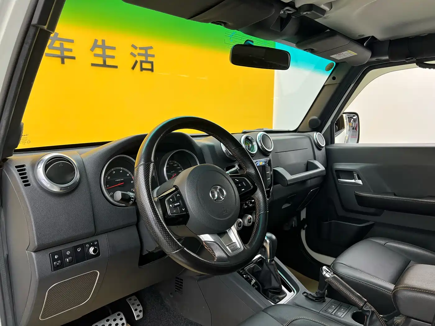 BAIC ORV Beijing Offroad BJ40 2016 Model 40L 2.3T Automatic 4WD Exclusive фото 5