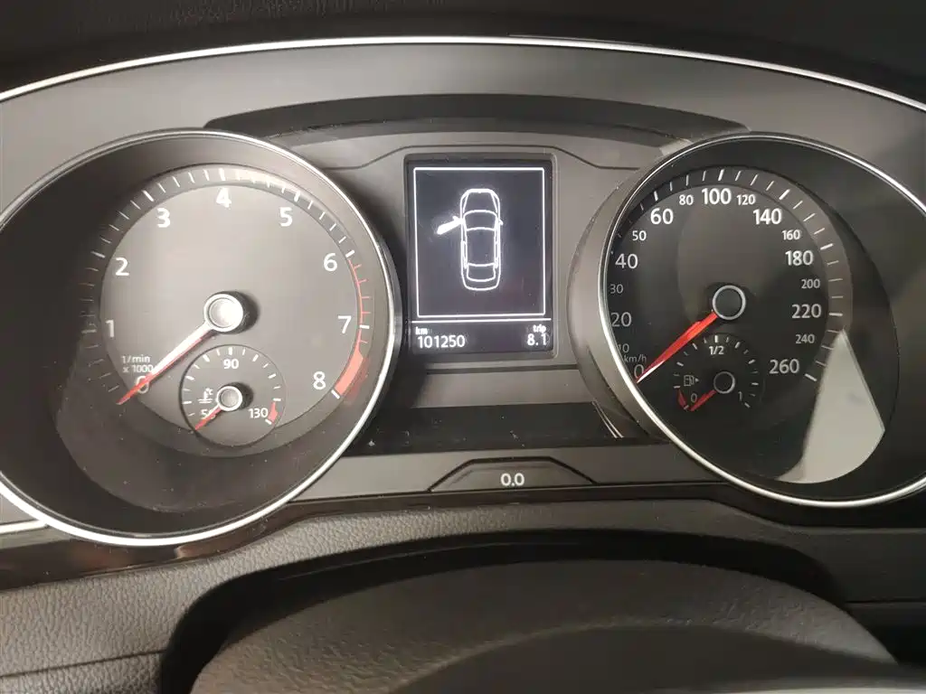 Volkswagen Magotan 2019 330TSI DSG Leading China V фото 11