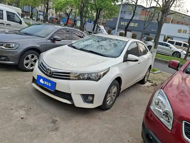 TOYOTA COROLLA