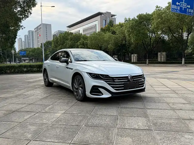 Volkswagen FAW-Volkswagen CC 2021 Model 380TSI Shining Edition — фото 2