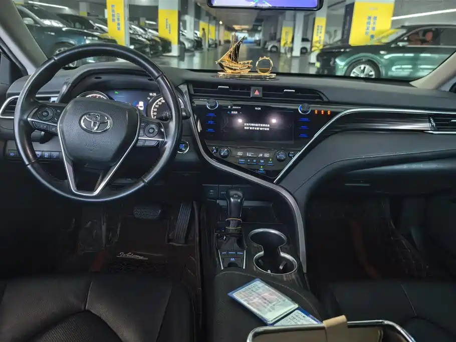 Toyota Camry 2019 2.5G Luxury Edition China VI фото 13