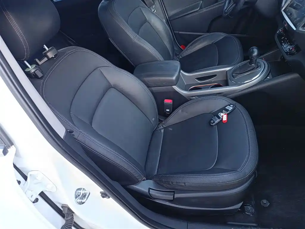Kia Sportage 2015 2.0L Automatic 2WD DLX фото 25