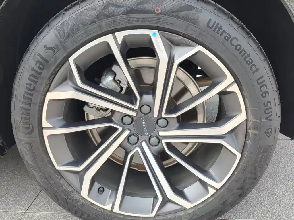 Lynk & Co 09 2025 2024 2.0T 4WD Sport Edition 5-Seater