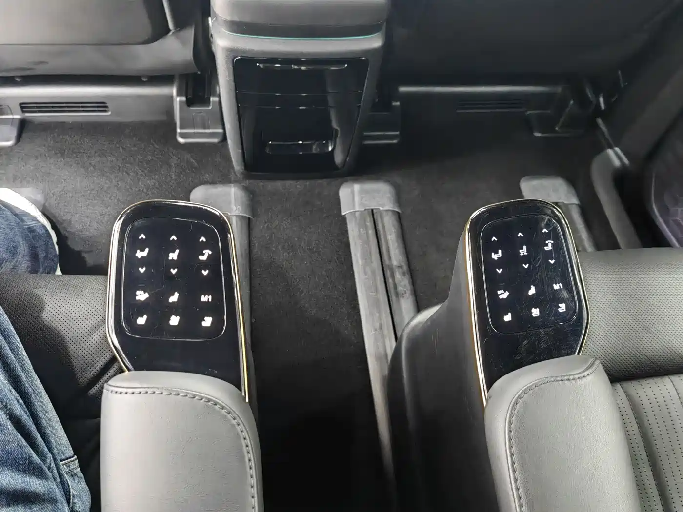 GAC Trumpchi Trumpchi M8 2023 Model Master Series 400T Flagship Edition фото 13