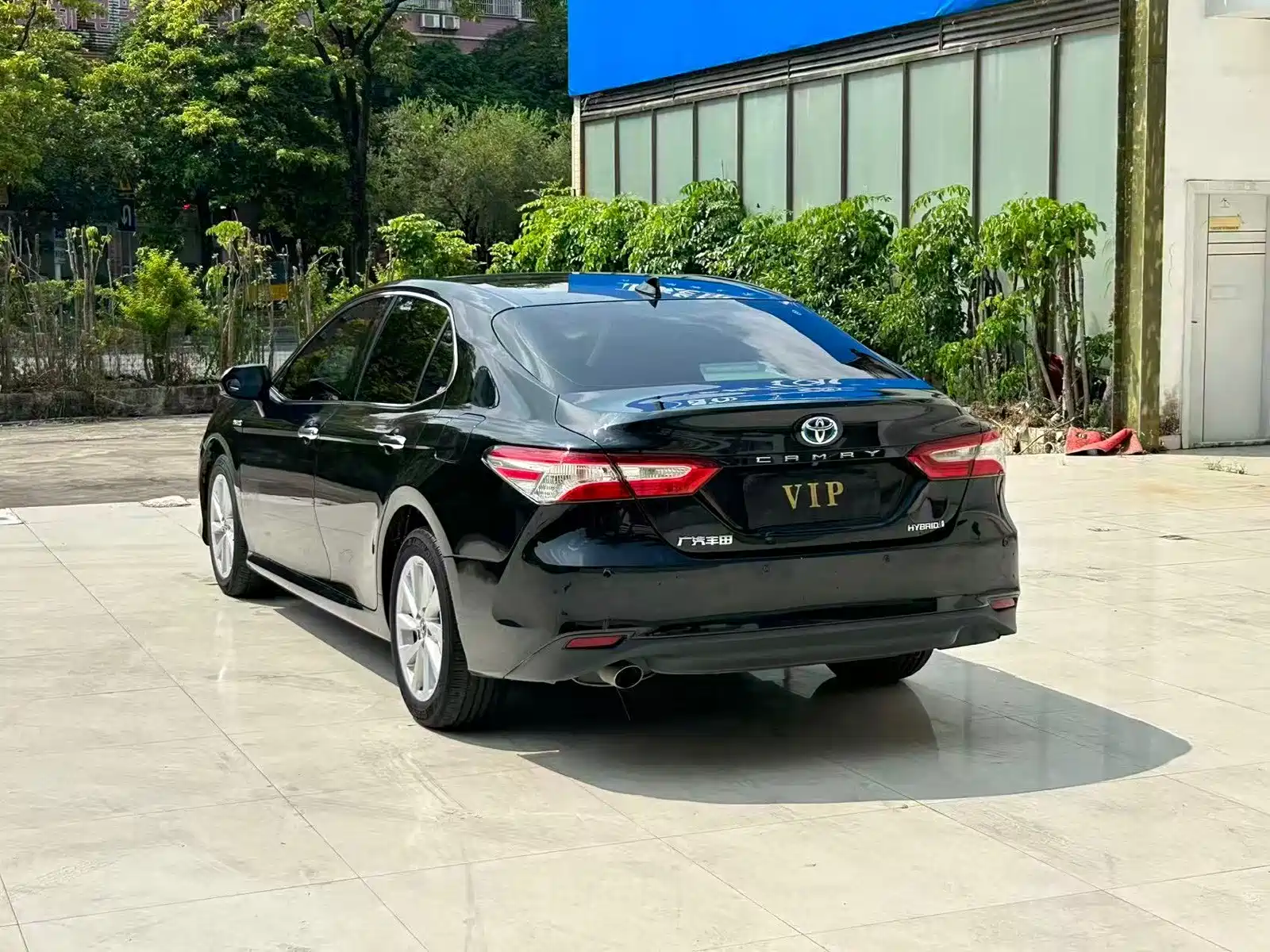 Фото 9 - Toyota Camry
