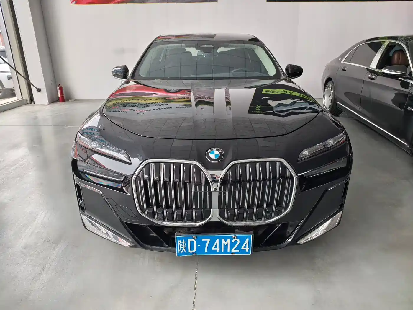 BMW 7 Series 2023 Model 740Li Premium Luxury Package фото 2