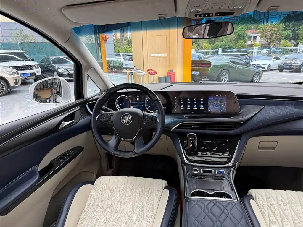 BUICK GL8