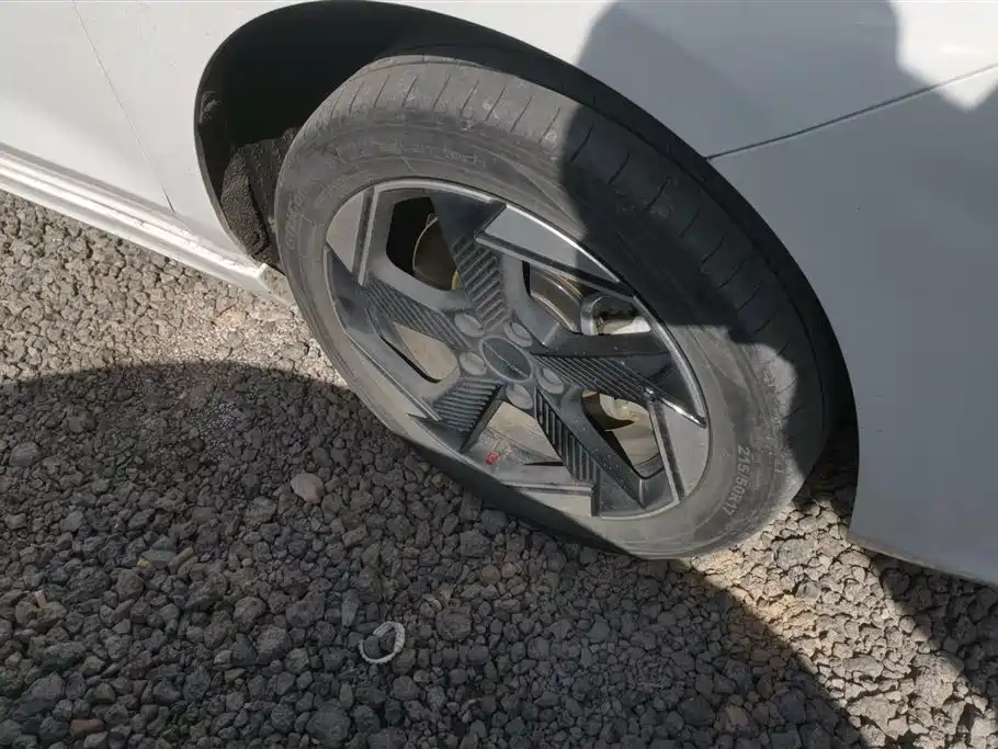 BAIC BEIJING EU5 PLUS