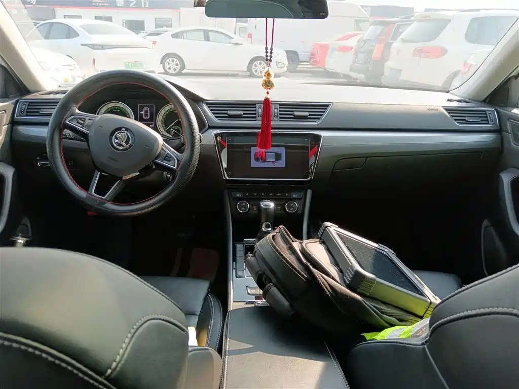 Škoda Superb 2018 TSI330 DSG Comfort Version China VI фото 12