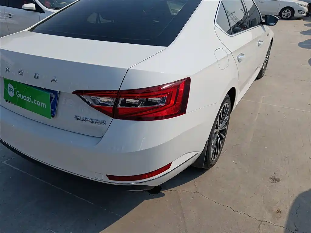 Škoda Superb 2018 TSI330 DSG Comfort Version China VI фото 24