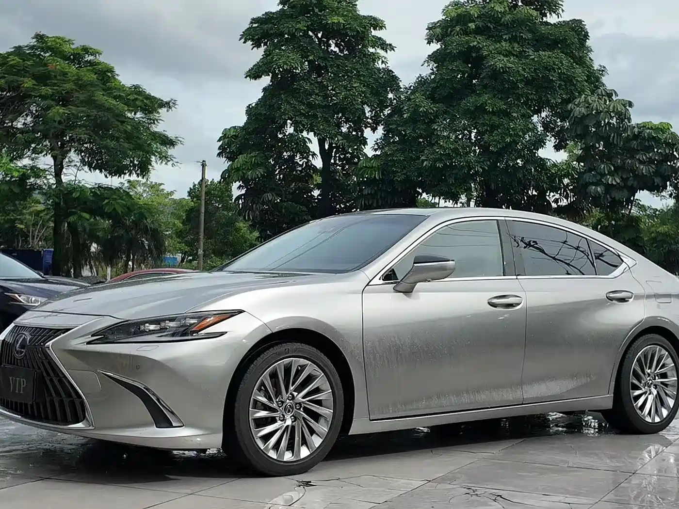 Lexus ES 2022 300h Executive Edition
