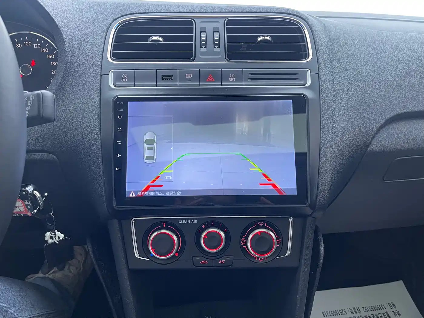Volkswagen Polo 2018 1.5L Auto Comfort фото 12