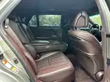 Фото 8 - Lexus LS