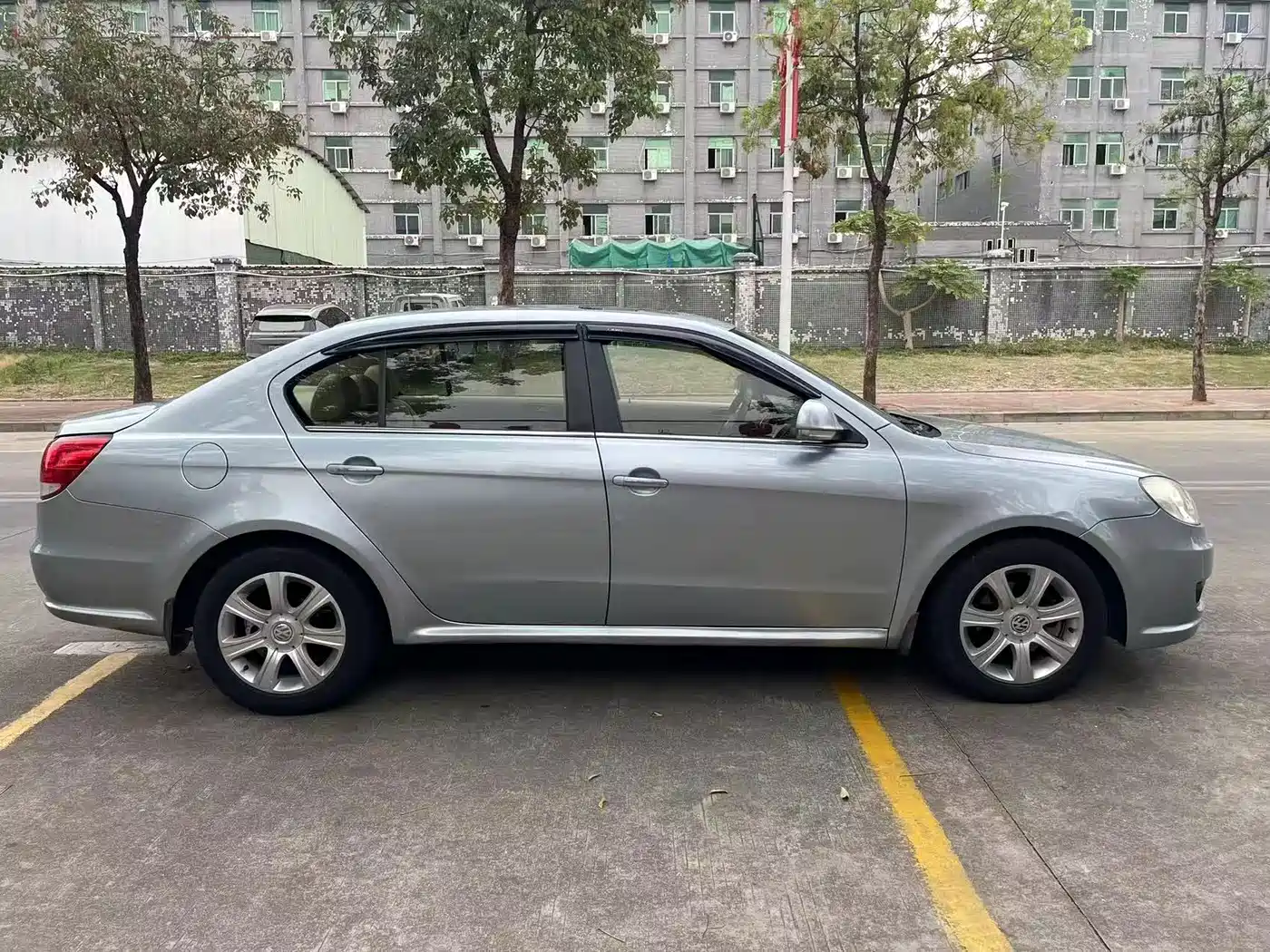Photo 4 - Volkswagen Lavida