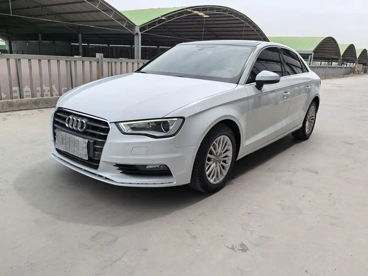 Audi A3 2016 Limousine 35 TFSI Leadership