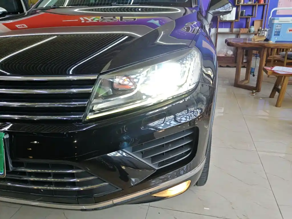 Фото 24 - Volkswagen Touareg