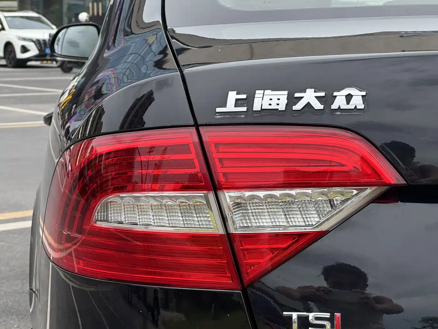 Škoda Superb 2013 1.4TSI DSG Gentleman Edition фото 12