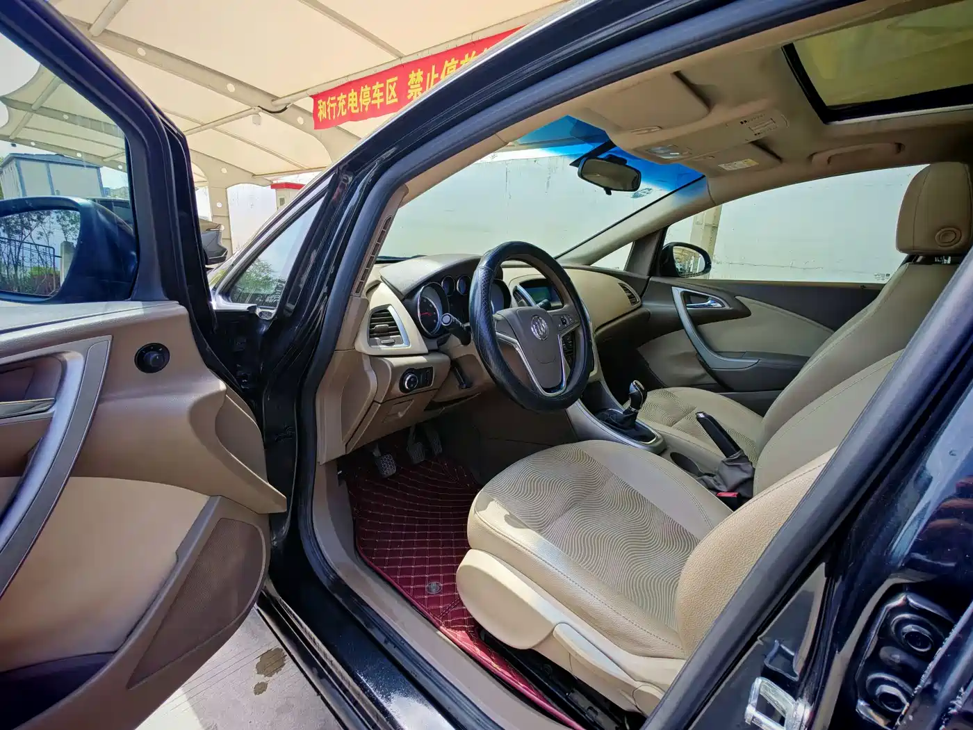 Buick Excelle 2013 Model GT 1.6L Manual Progressive фото 7