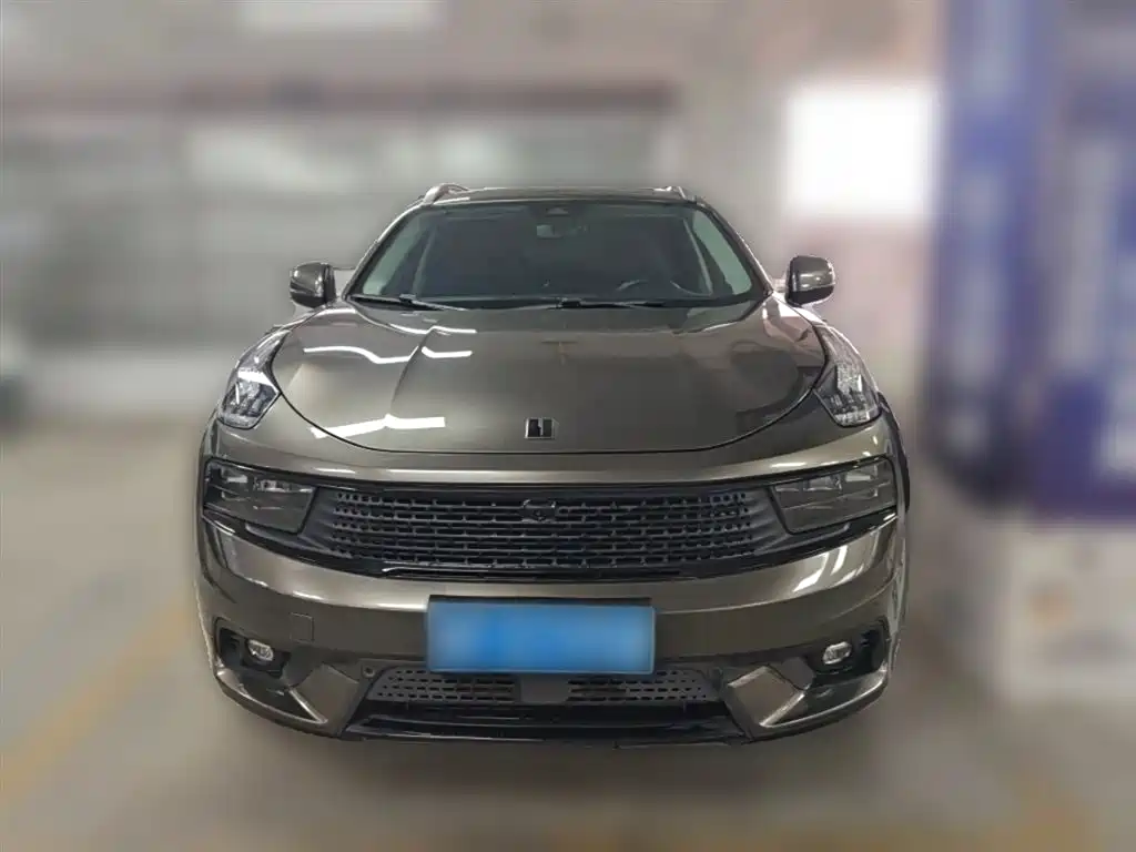 Lynk & Co 01 2017 2.0T AWD Pro фото 24