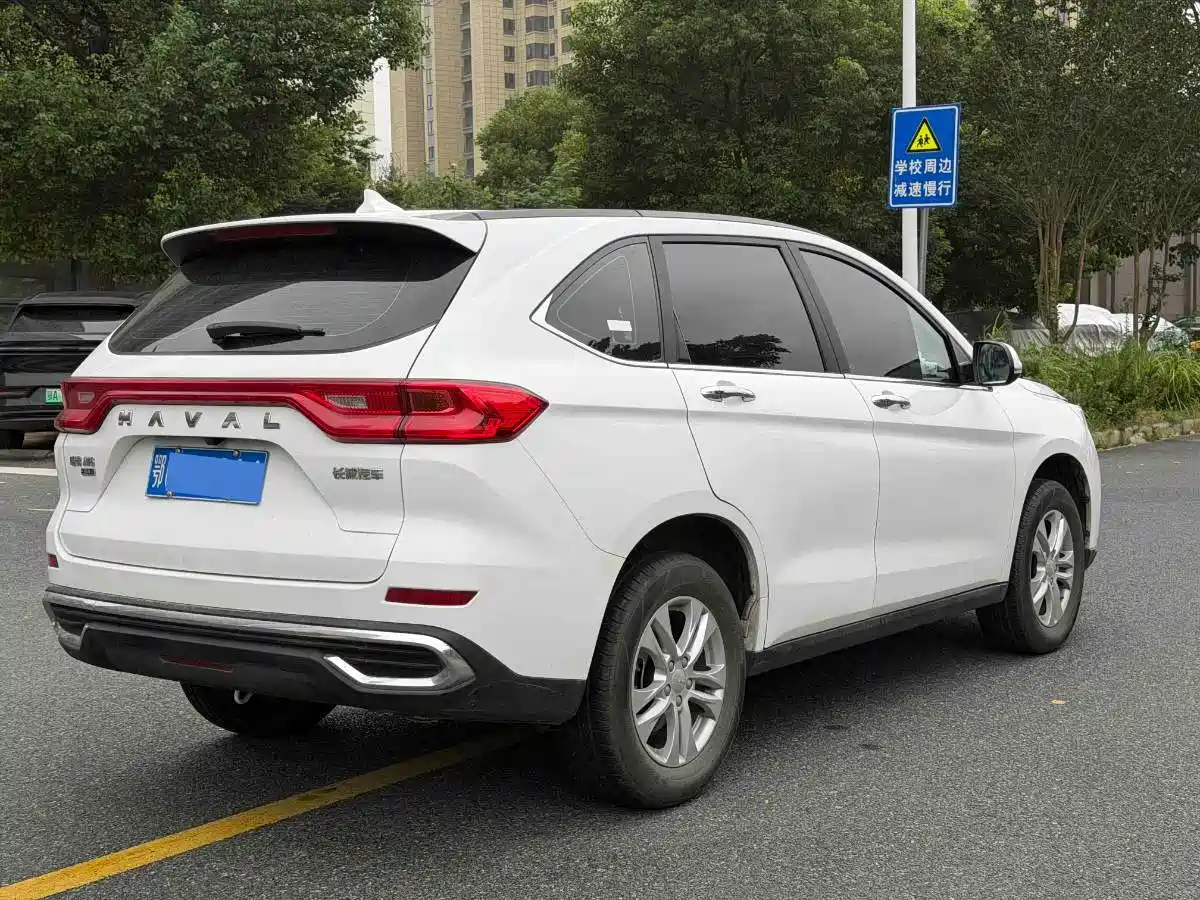 Фото 9 - Haval M6