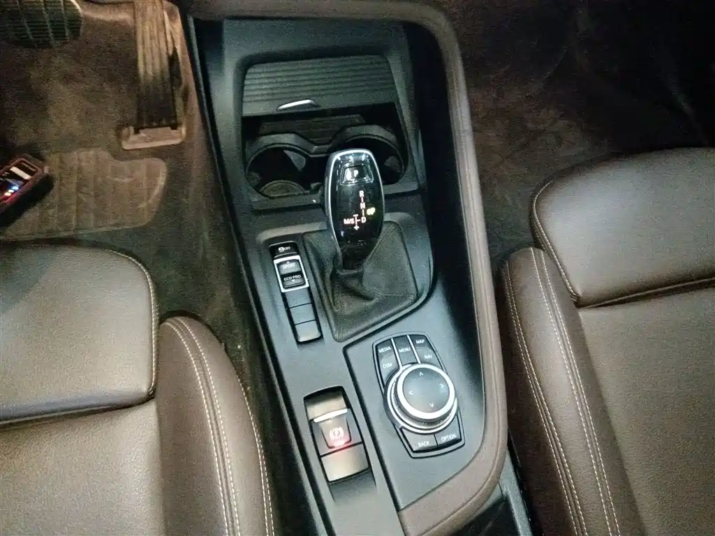 BMW X1 2020 sDrive25Li Leading Model фото 6