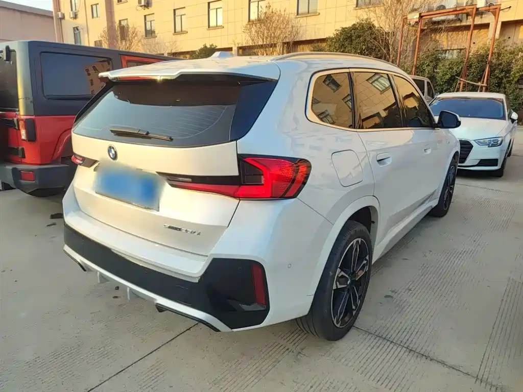 BMW X1 2023 sDrive25Li M Sport Package фото 5