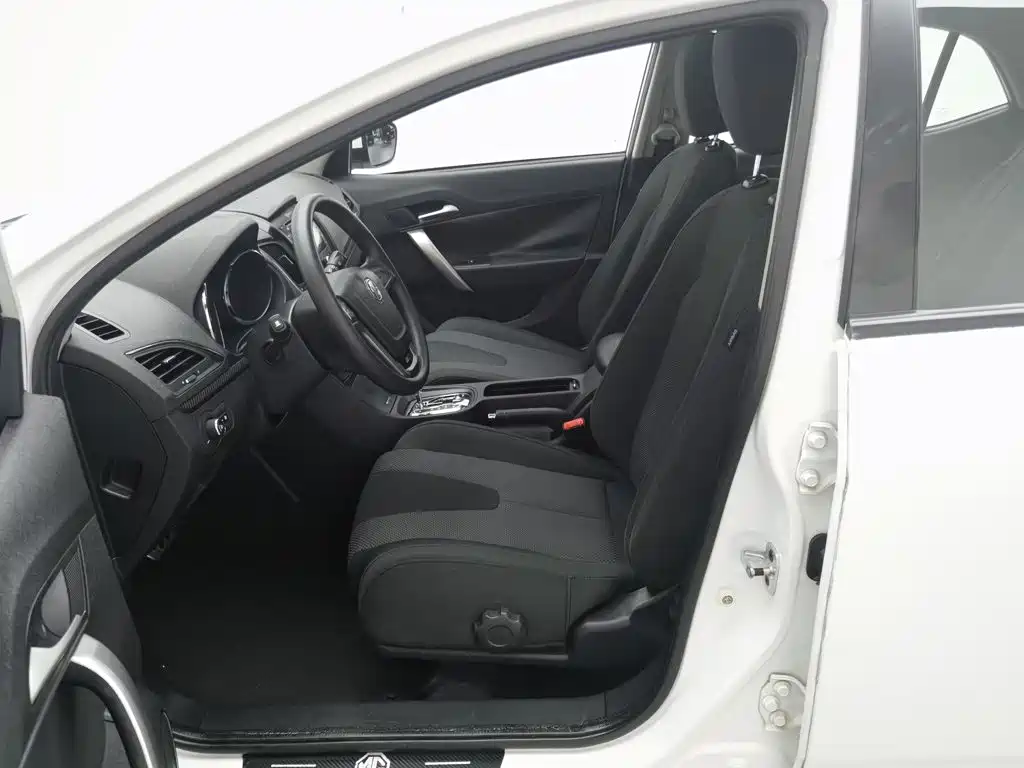 MG MG5 2014 2014 1.5T Automatic Luxury