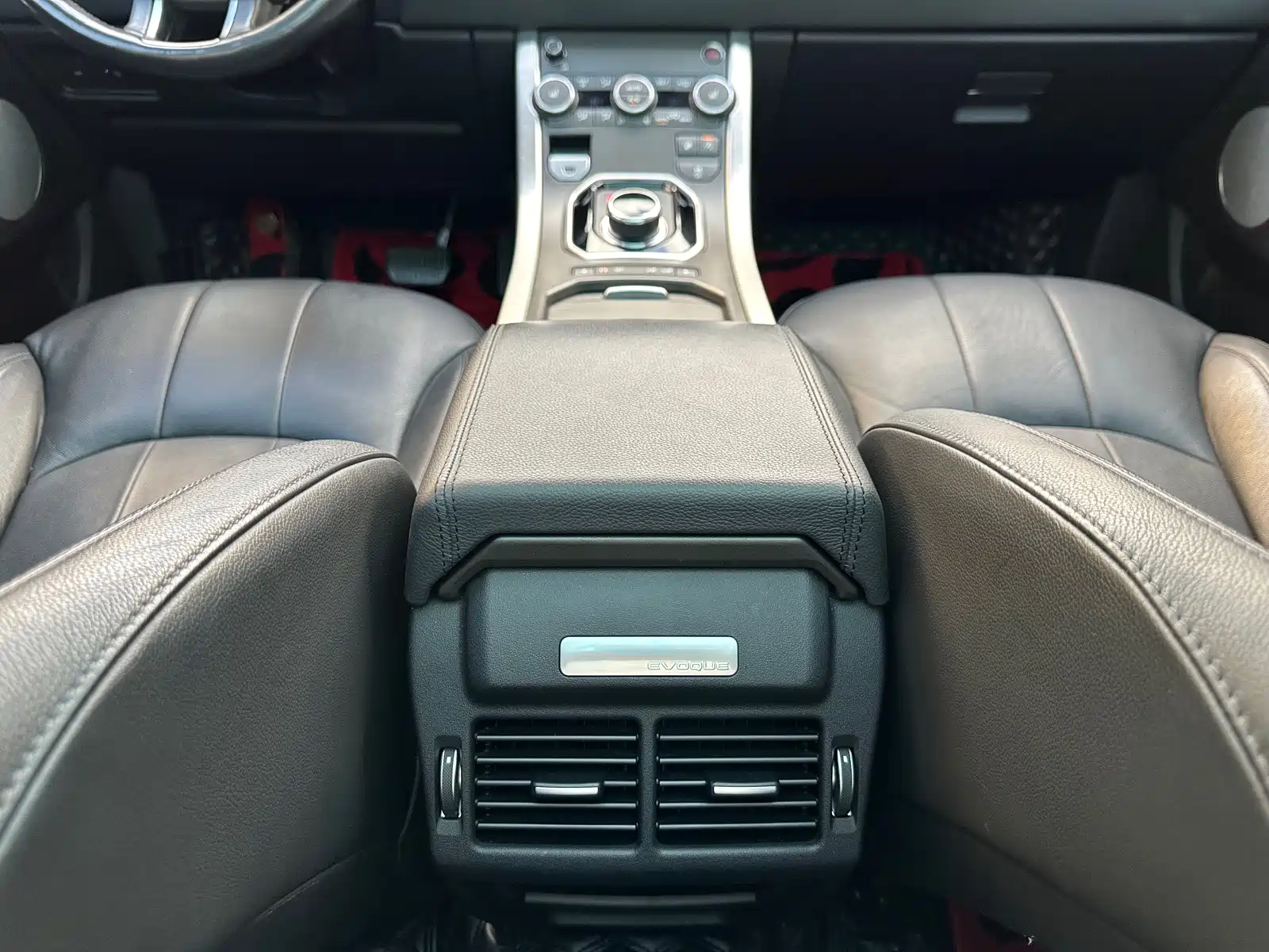 Photo 23 - Land Rover Range Rover Evoque