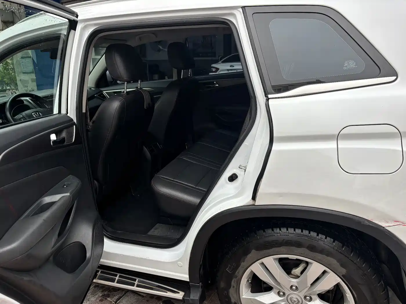 Фото 8 - Changan CS75