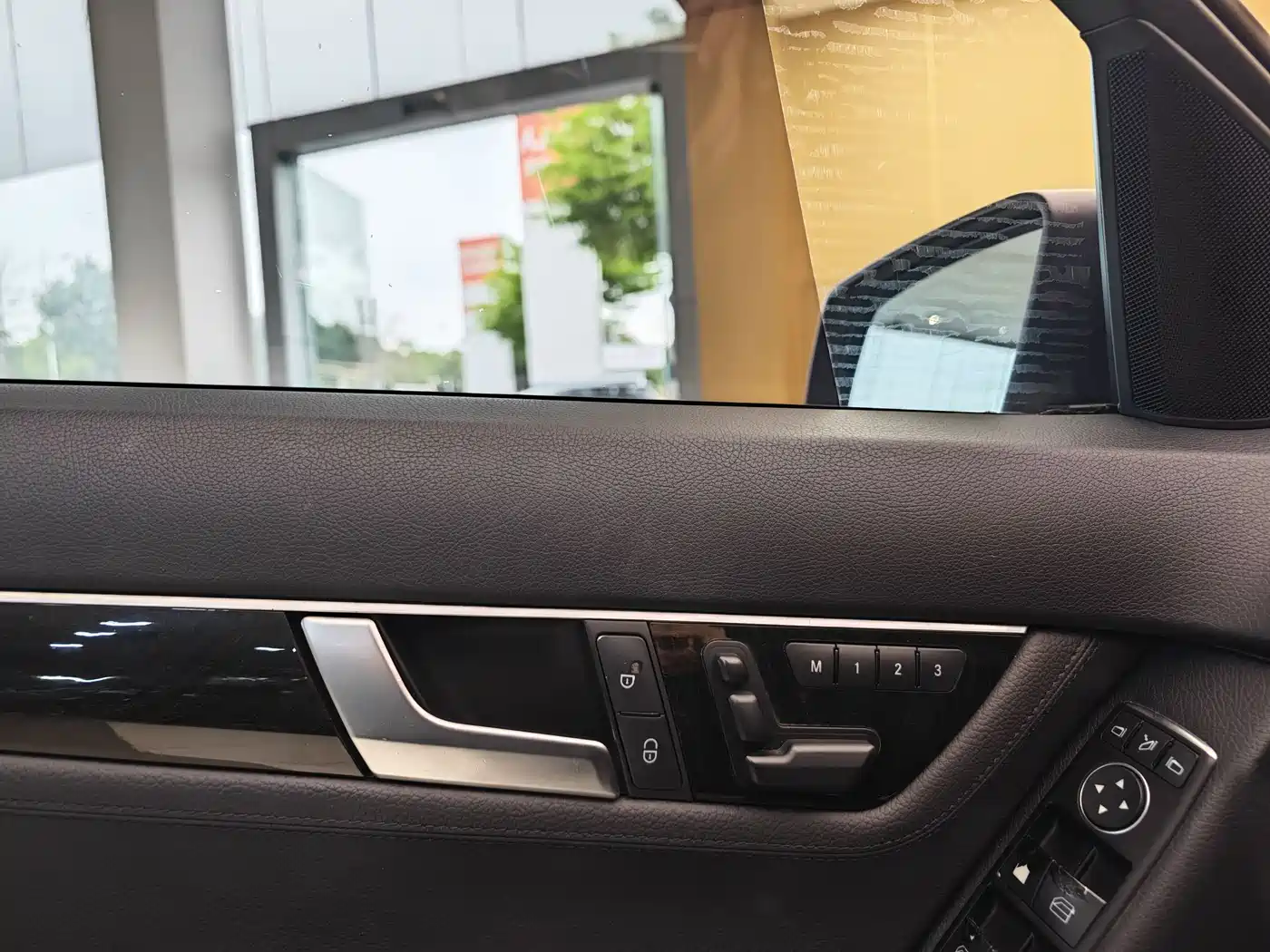 Mercedes-Benz C-Class 2013 C 260 Fashion Grand Edition фото 8