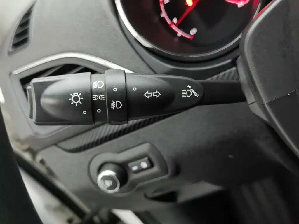 MG MG5 2014 2014 1.5T Automatic Luxury