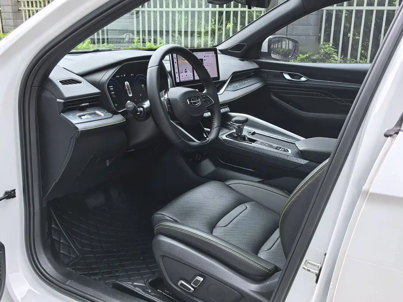 GEELY AUTOMOBILE XINGRUI