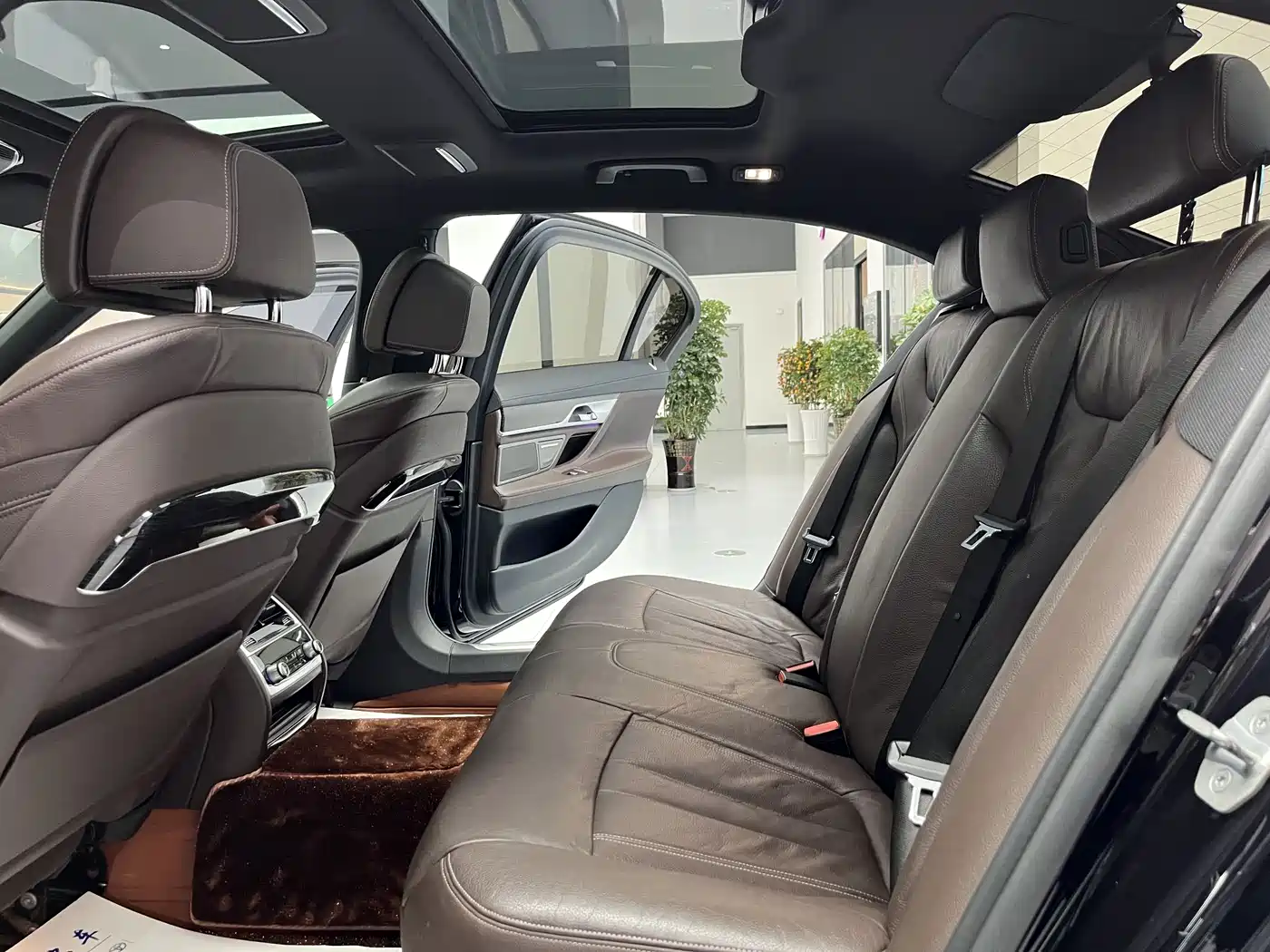 BMW 7 Series 2018 730Li Leading Type M Sport Package фото 7
