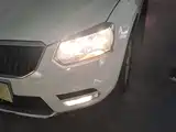 Фото 24 - Škoda Yeti