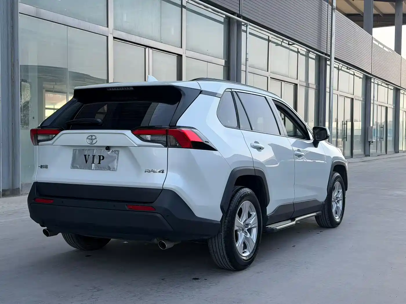 Toyota RAV4 Rongfang 2024 2.0L CVT FWD Urban Edition фото 6