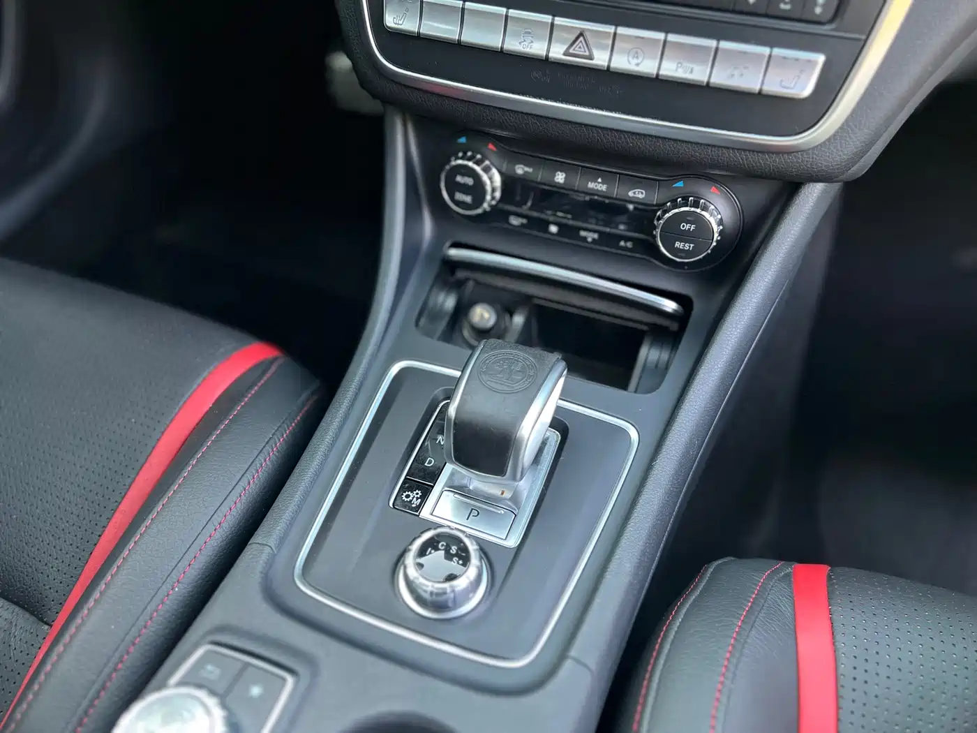 Mercedes-Benz CLA AMG 2017 AMG CLA 45 4MATIC фото 11