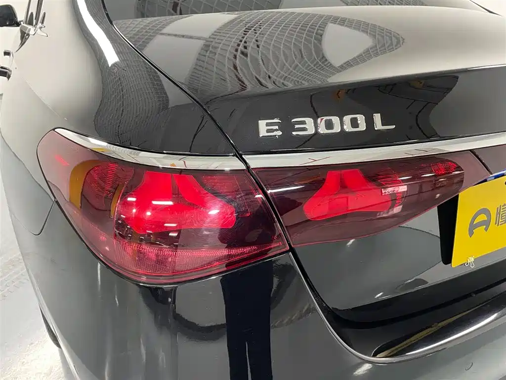 Mercedes-Benz E-Class 2024 Model E 300 L Luxury фото 17