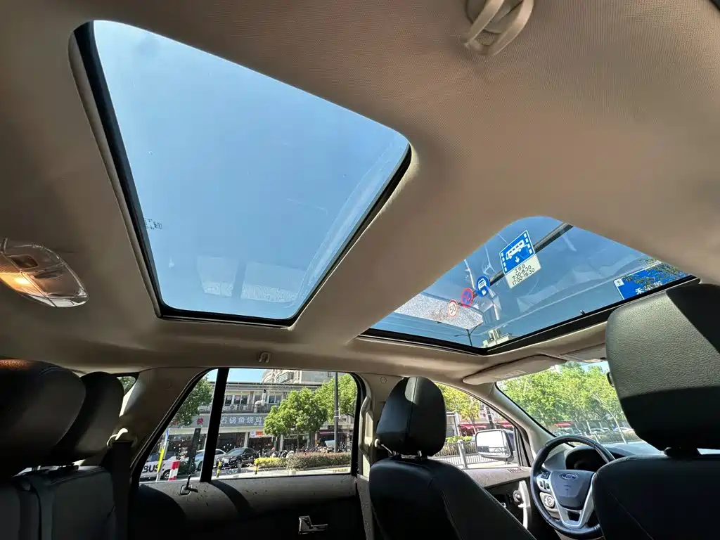 Ford Edge (Import) 2013 2012 2.0T Prestige