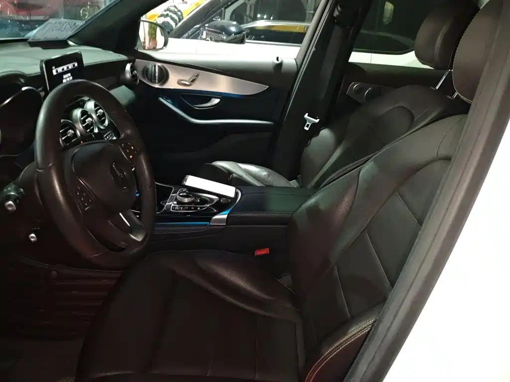 Mercedes-Benz GLC 2017 GLC 200 4MATIC фото 7