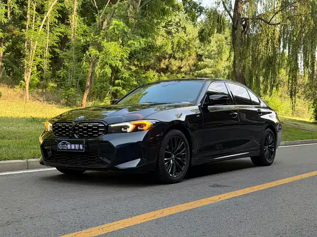 BMW 3 Series 2023
