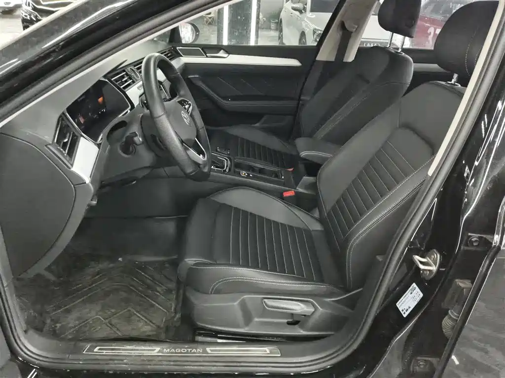 Volkswagen Magotan 2025 Popular Edition 280TSI DSG Comfort фото 11