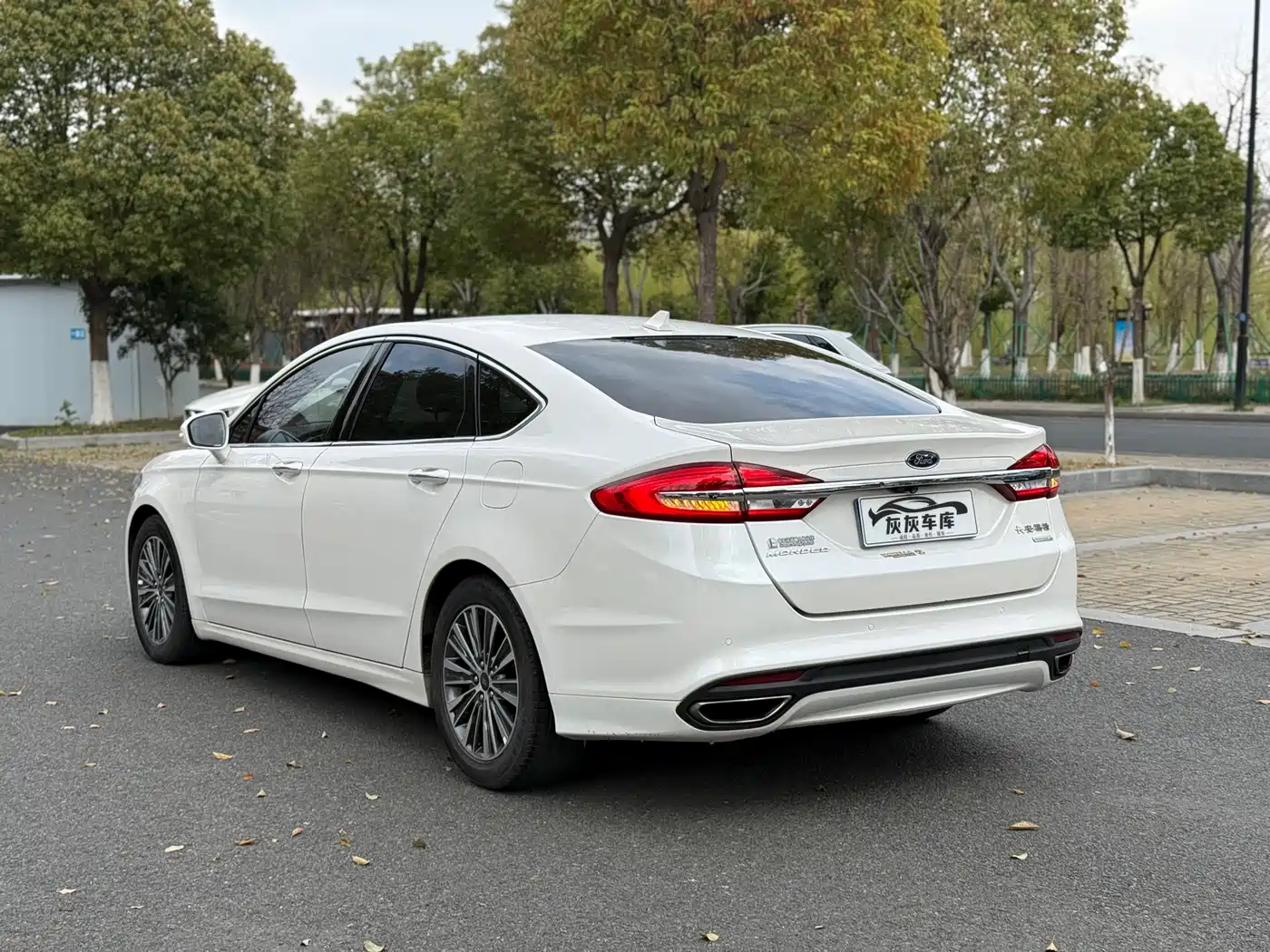 FORD MONDEO