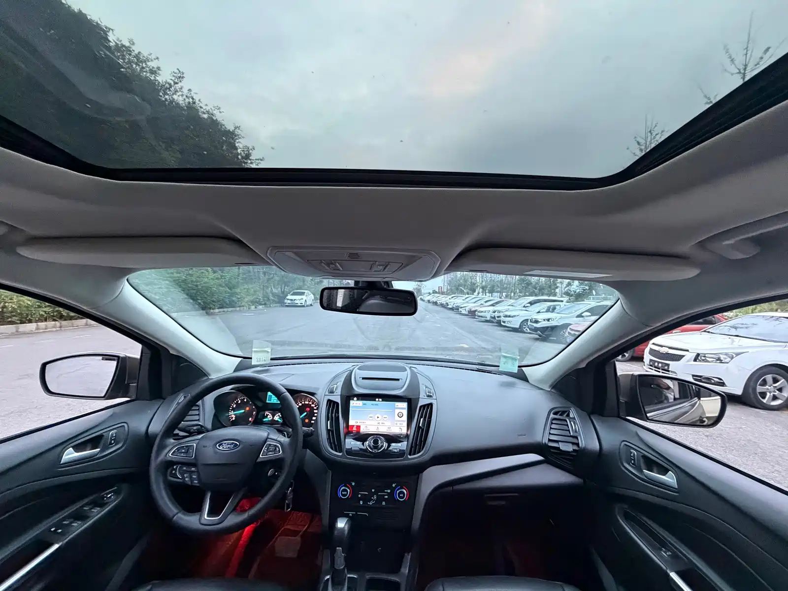 Фото 4 - Ford Kuga