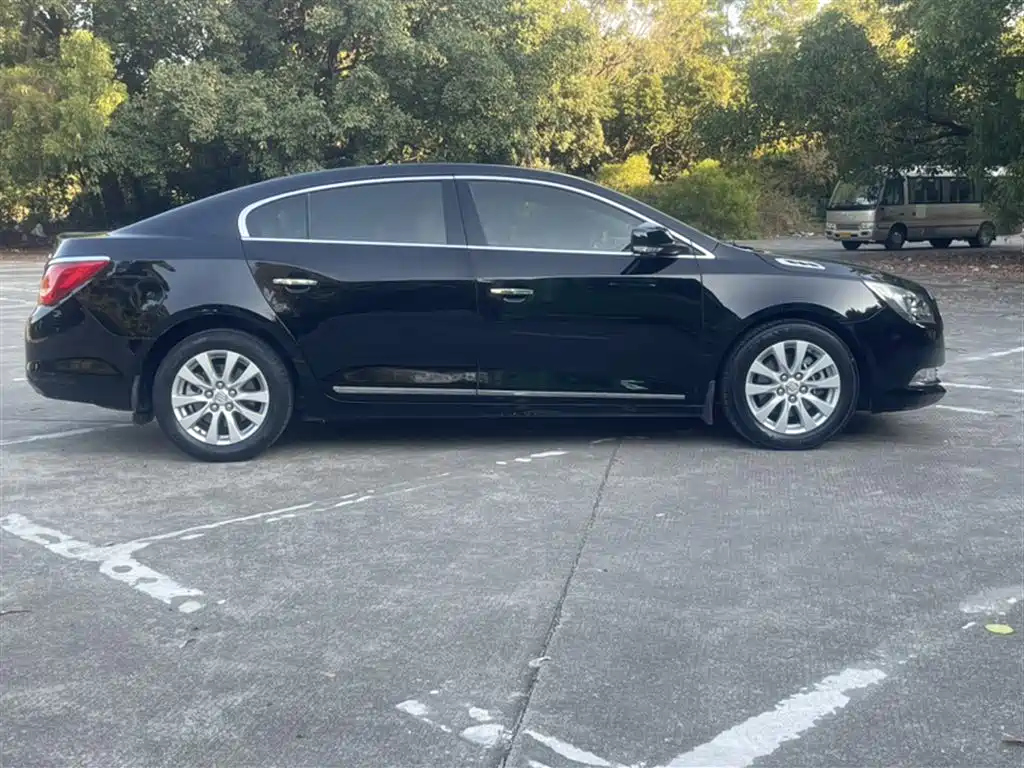 Buick LaCrosse 2013 2.4L SIDI Leading Comfort фото 23