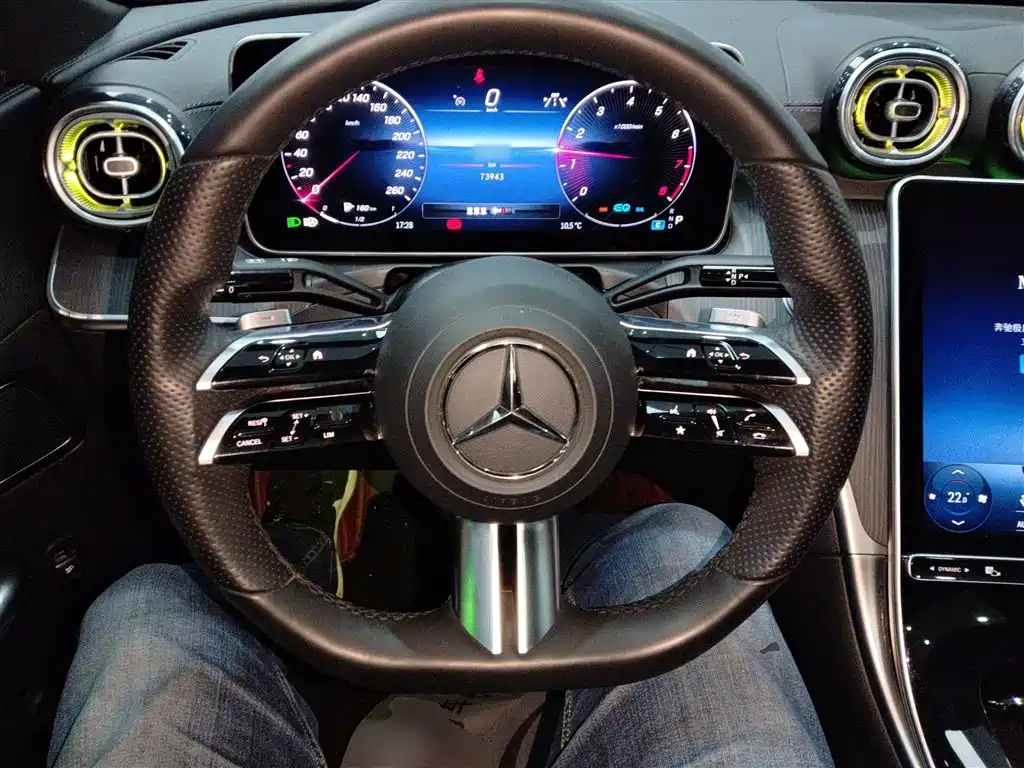 MERCEDES-BENZ CLASS C