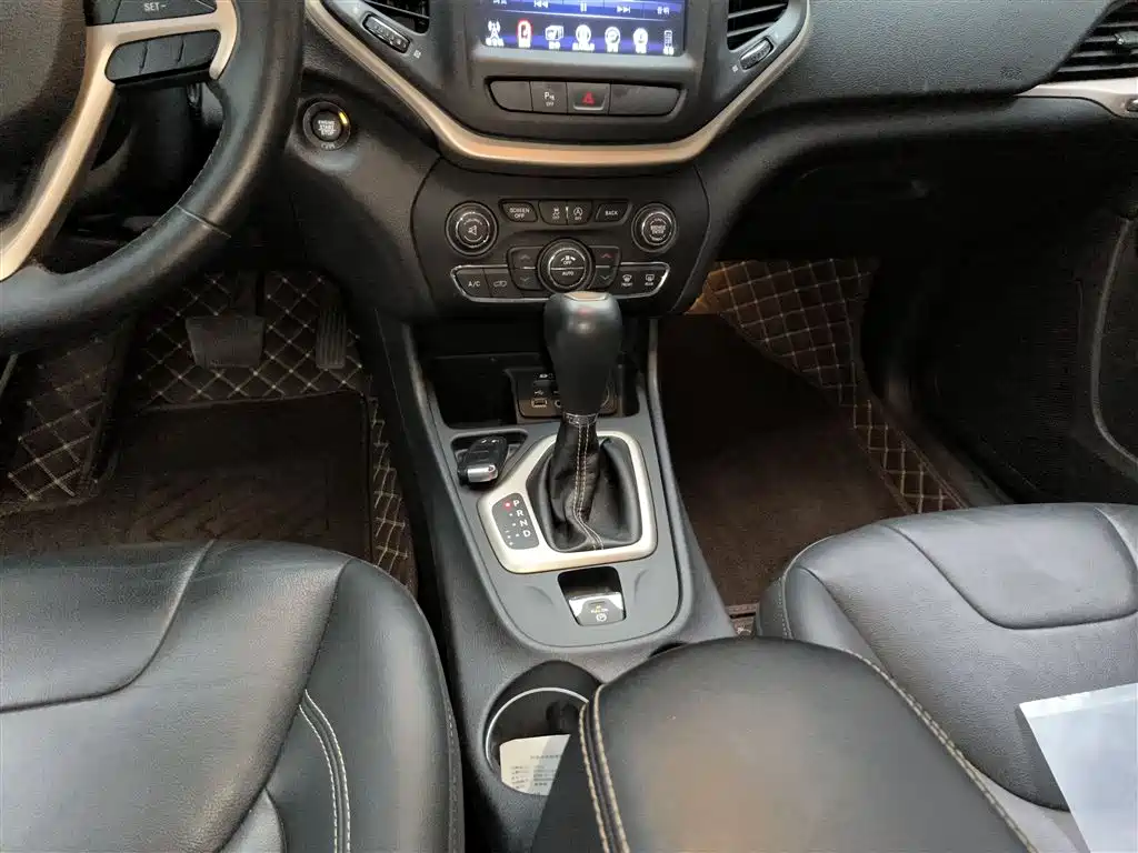 Jeep Cherokee 2019 2017 2.0L Superior Edition