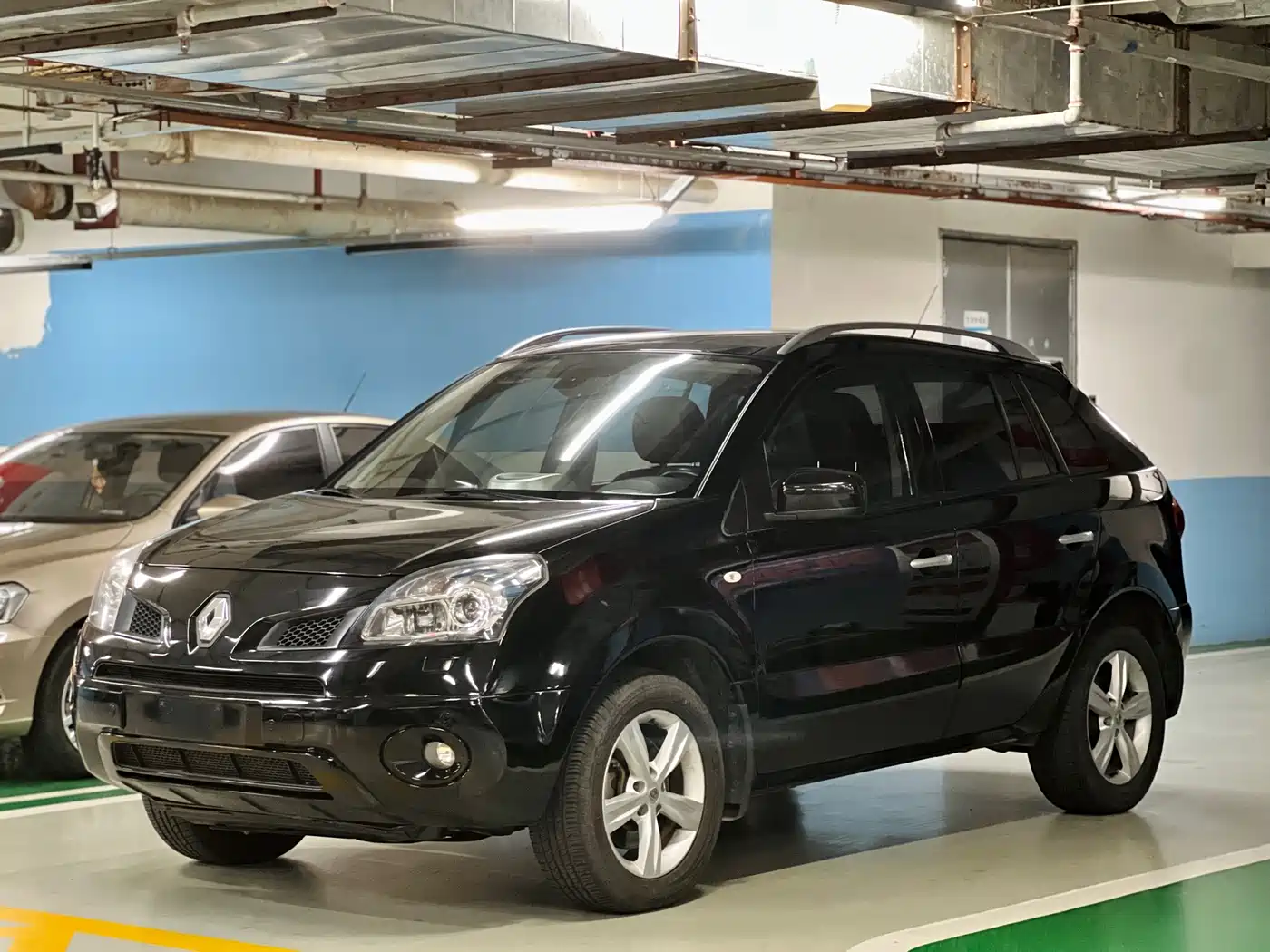 Renault Koleos (Import) 2010 2010 2.5L 4WD Luxury